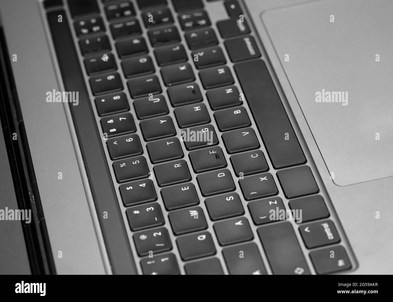 Gros plan du clavier gris, partie du périphérique matériel, mise au point sélective Banque D'Images