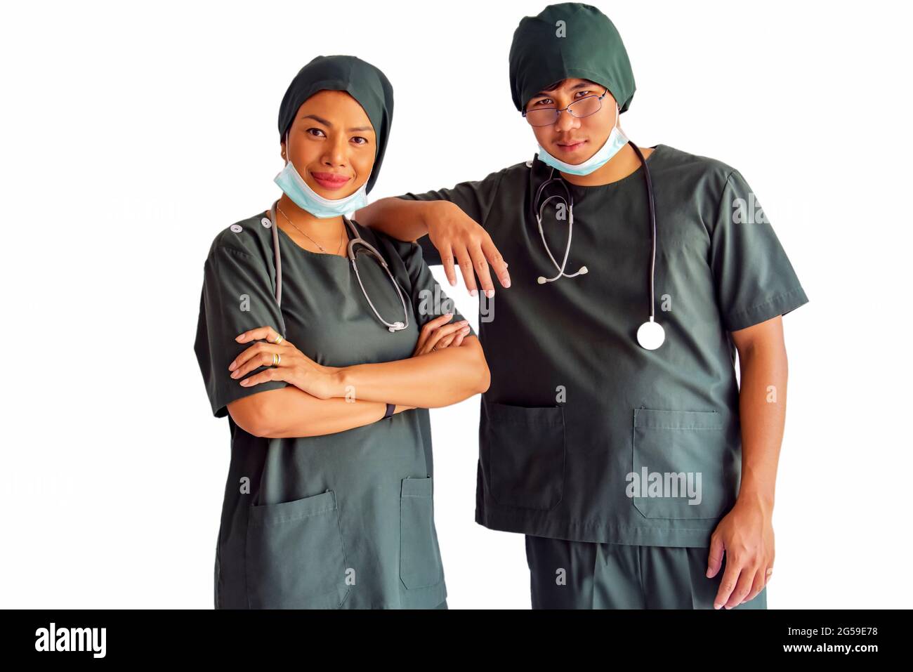 Médecin chirurgien équipe partenaire succès mission traiter. Personnel médical en uniforme heureux de travailler ensemble en clinique Business Teamwork Trust P Banque D'Images