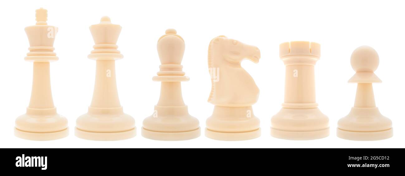 Pièces de jeu d'échecs blanches sur fond blanc Banque D'Images