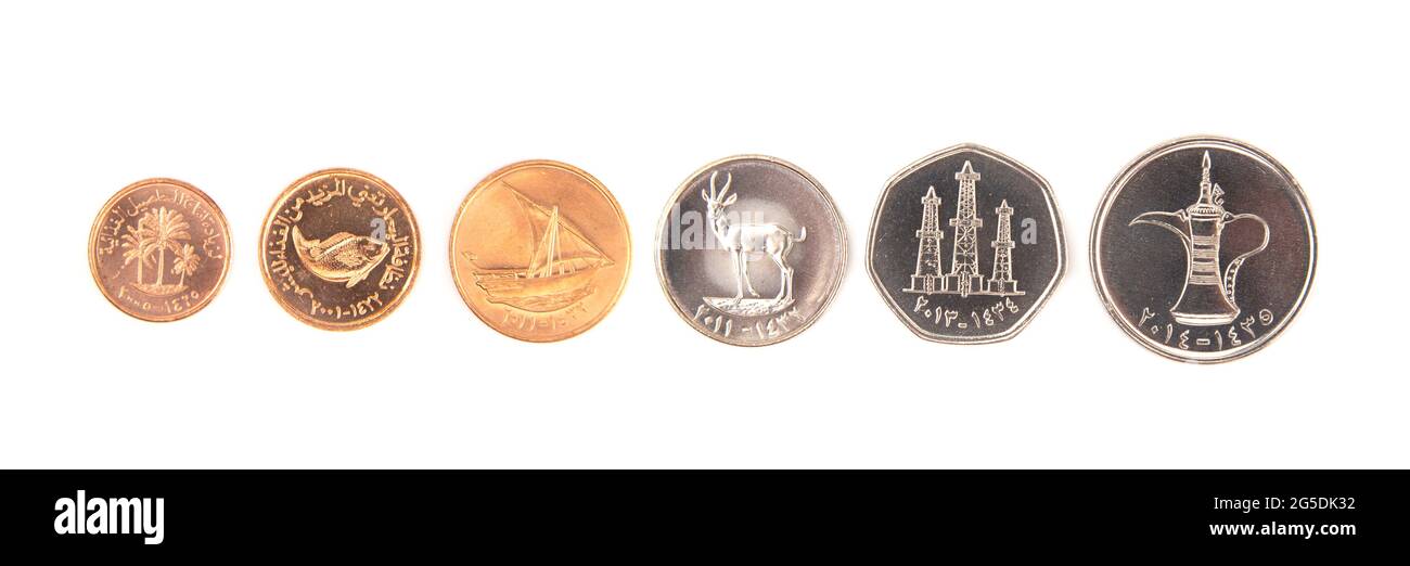Les Émirats arabes Unis pièces sur fond blanc Banque D'Images