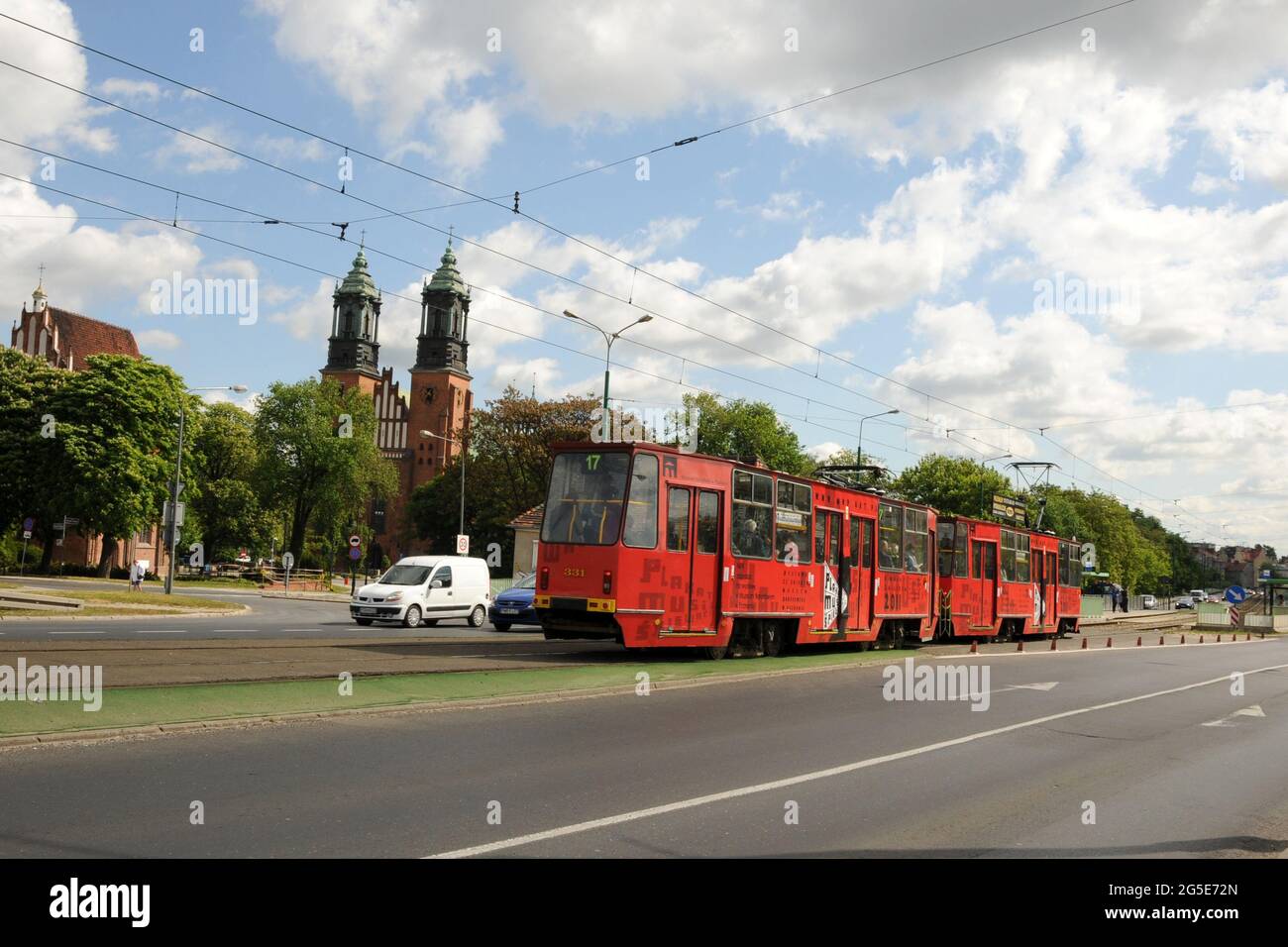 Bus di linea nella città di Pozana en Polonia Banque D'Images