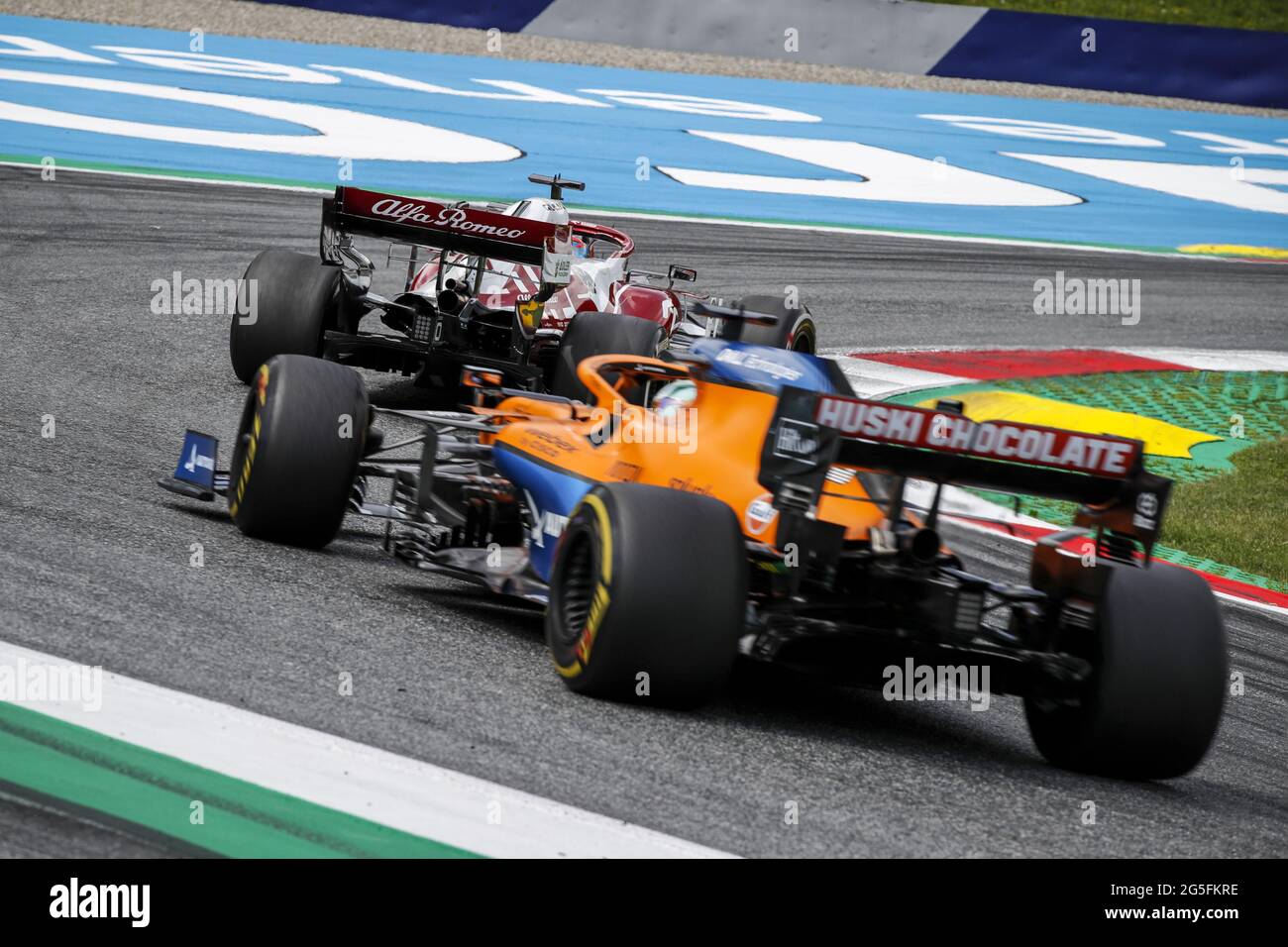 Spielberg, Autriche. 27 juin 2021. 07 RAIKKONEN Kimi (fin), Alfa Romeo Racing ORLEN C41, action avec 03 RICCIARDO Daniel (aus), McLaren MCL35M pendant la Formule 1 Grosser Preis Der Steiermark 2021, Grand Prix Styrien 2021, 8e manche du Championnat du monde de Formule 1 FIA 2021 du 25 au 27 juin, 2021 sur le Red Bull Ring, à Spielberg, Autriche - photo Florent Gooden/DPPI crédit: DPPI Media/Alay Live News Banque D'Images