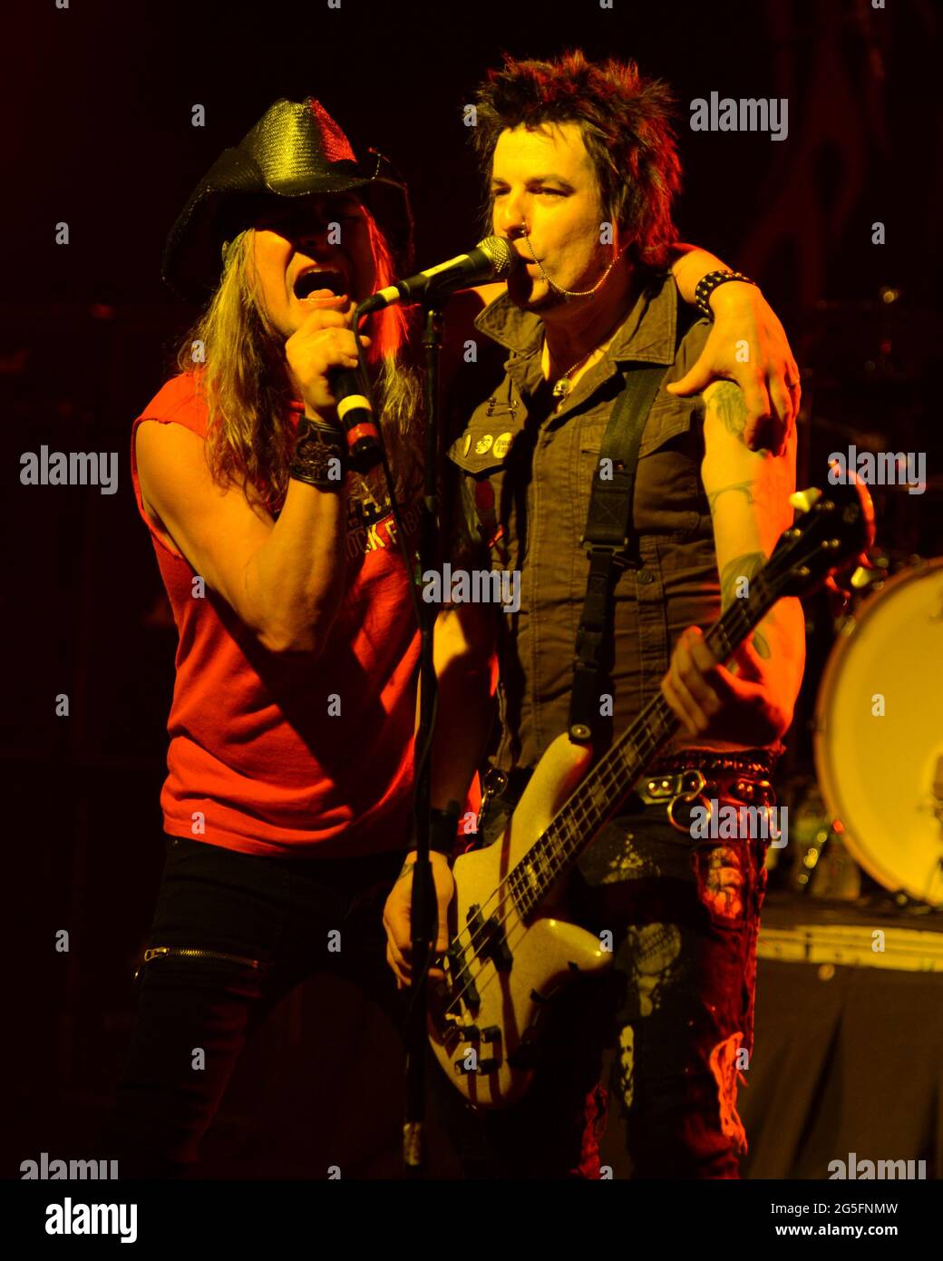 FORT LAUDERDALE FL - 20 AVRIL : Johnny Solinger et Rachel Bolan de Skidrow se produit à Revolution le 20 avril 2012 à fort Lauderdale, en Floride. © mpi04/MediaPunch Inc. ***NO ALLEMAGNE*** Credit: MediaPunch Inc/Alay Live News Banque D'Images
