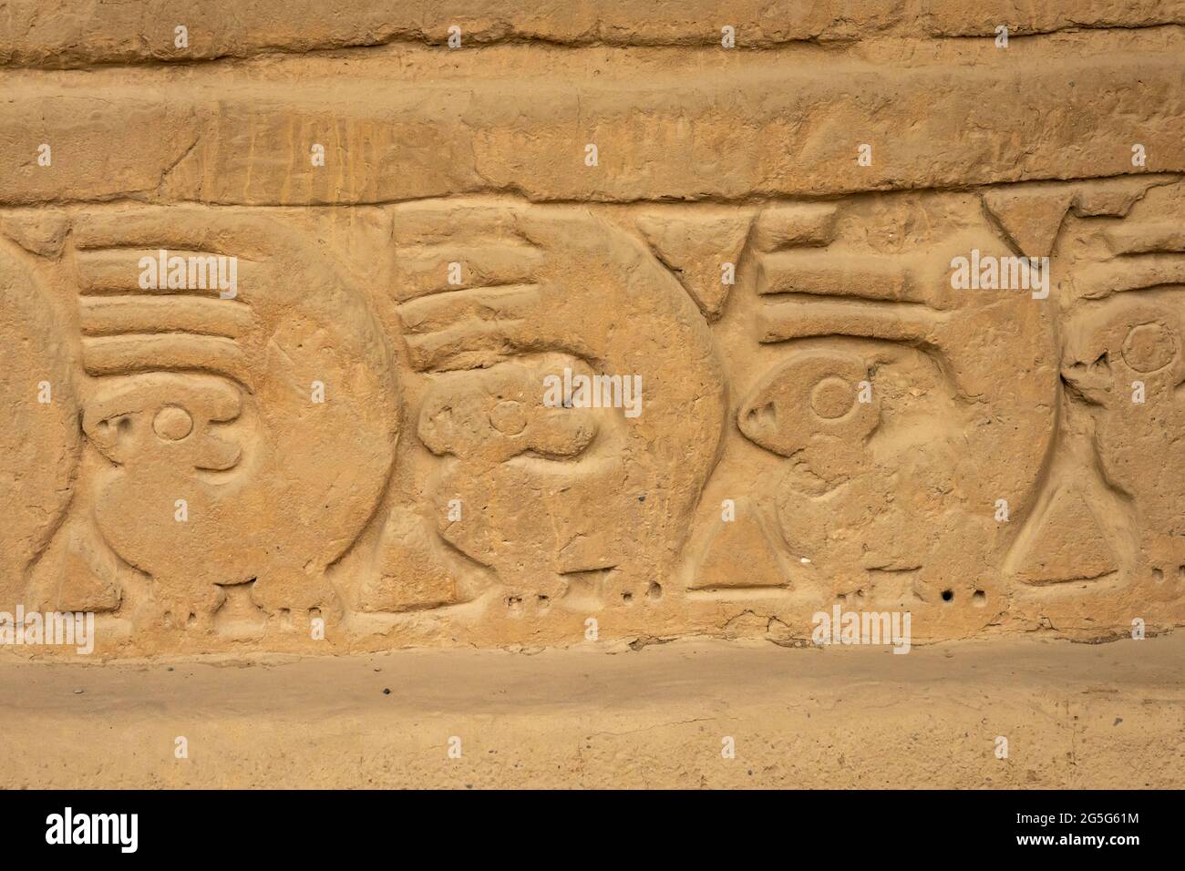 Chan Chan Chan était la plus grande ville en briques de boue des Amériques et est aujourd'hui un site classé au patrimoine mondial de l'UNESCO dans le nord du Pérou Banque D'Images