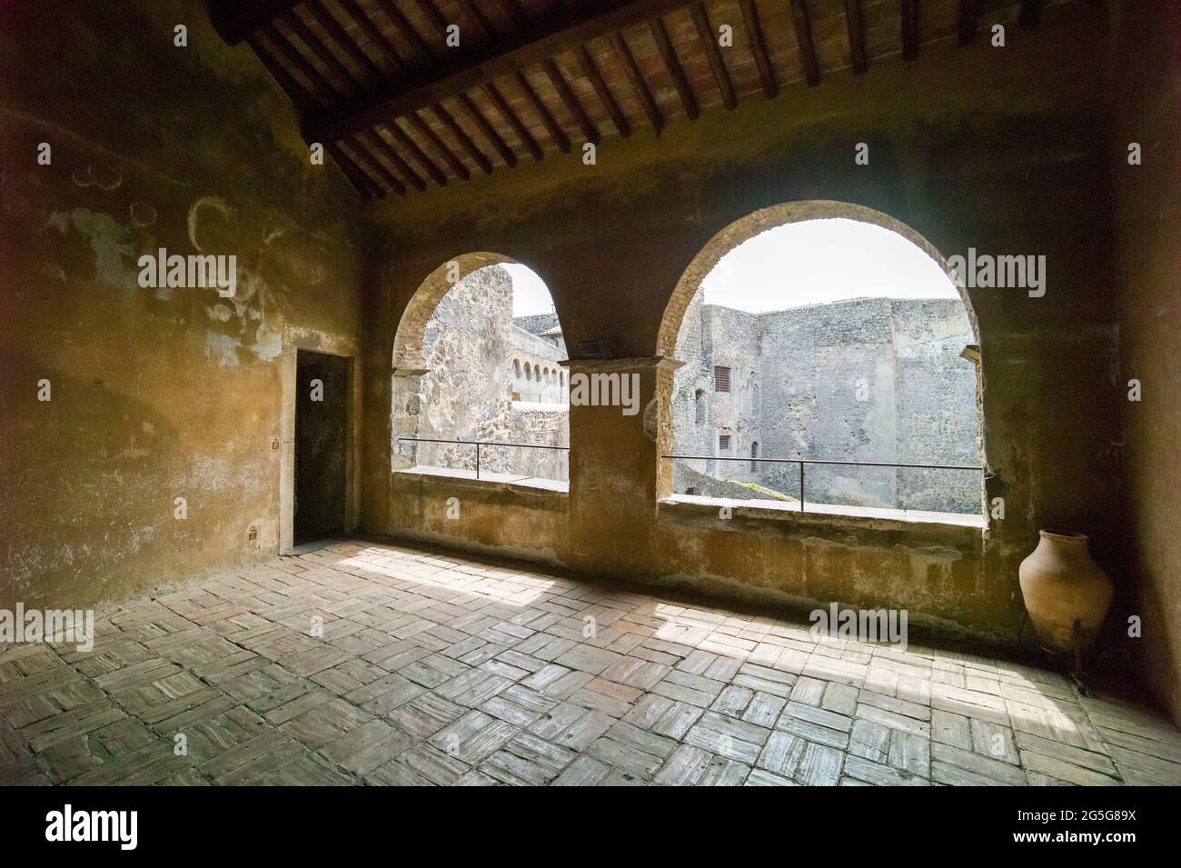 BRACCIANO, ITALIE - AVRIL 17 2018 : intérieur du château d'Orsini-Odescalchi. Banque D'Images