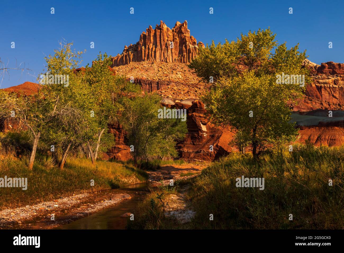 Le château en début de matinée dans le parc national de Capitol Reef, Utah Banque D'Images