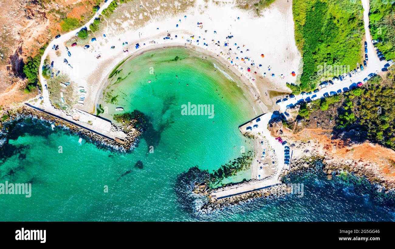 Bulgarie, plage de Bolata. Incroyable plage sauvage turquoise sur le cap Kaliakra, Mer Noire. Banque D'Images