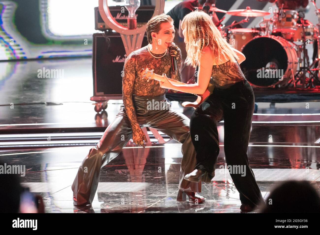 Damiano David et Victoria de Angelis de Måneskin en concert au Polsat SuperHit Festiwal 2021 à l Damiano David et Victoria de Angelis de Måneskin en concert au Polsat SuperHit Festiwal 2021 à l