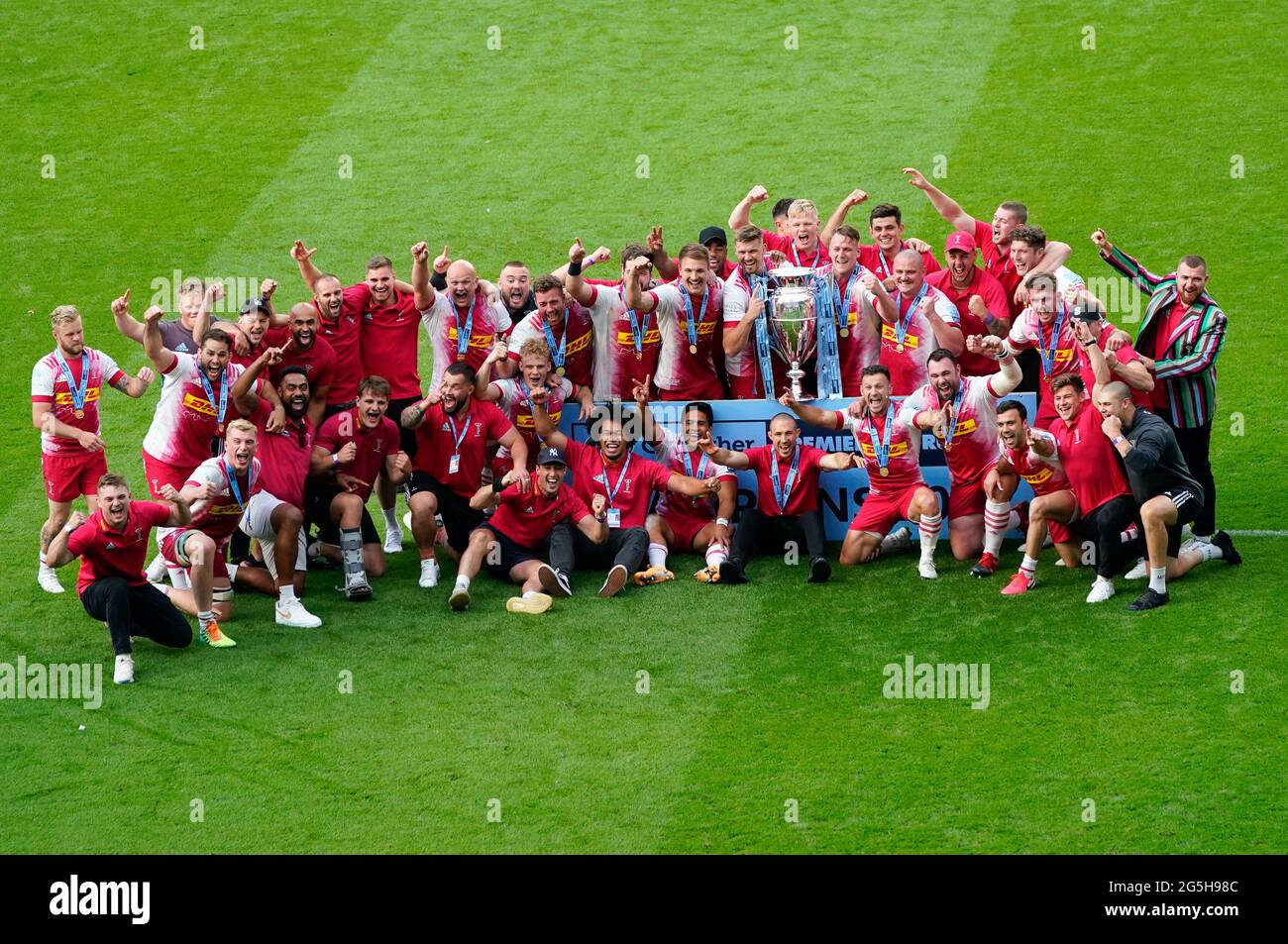 Les joueurs de Harlequins fêtent le dernier coup de sifflet après avoir remporté la première finale de rugby Gallagher, Exeter Chiefs -V- Harlequins, le samedi juin Banque D'Images