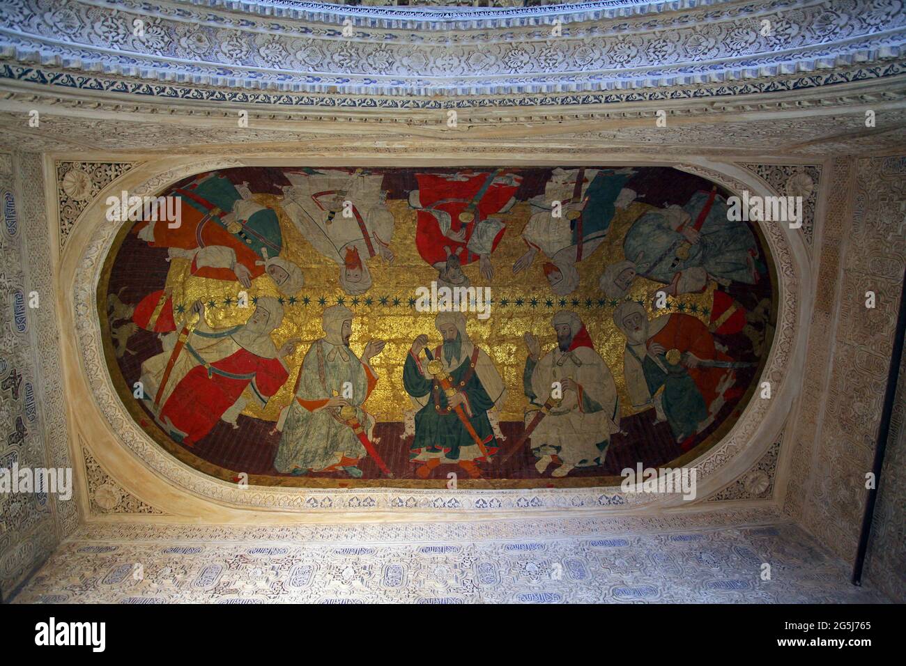 Alhambra Grenade Espagne.salle des Rois (Sala de los Reyes) également appelé salle de justice (Sala de la Justicia) et Cour (Tribunal) du XVIIIe siècle.le tableau représente les dix premiers rois de la dynastie Nasrid Banque D'Images