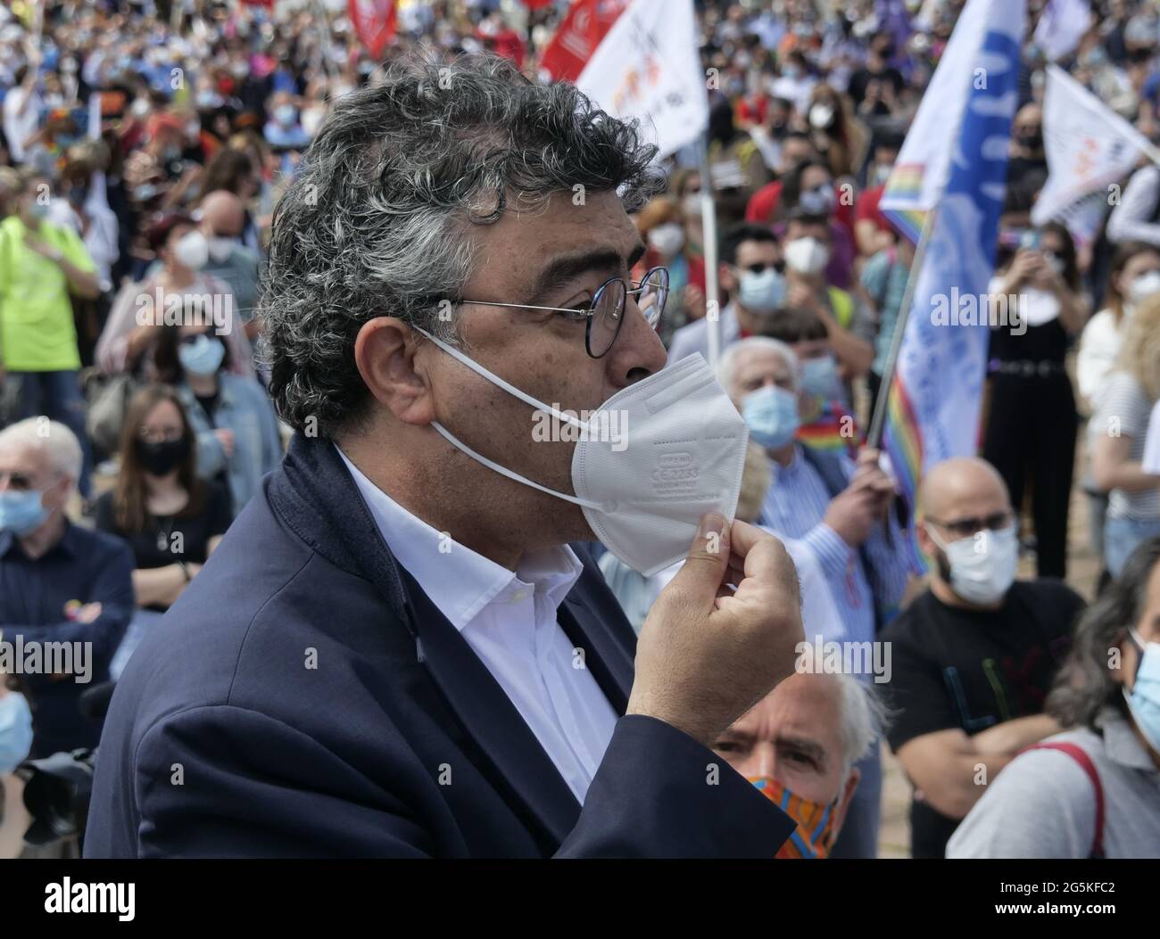 Milan, Italie. 08 mai 2021. Adjoint Emanuele Fiano pendant la manifestation à Milan pour DDL Zan (photo par Luca Ponti/Pacific Press/Sipa USA) crédit: SIPA USA/Alay Live News Banque D'Images