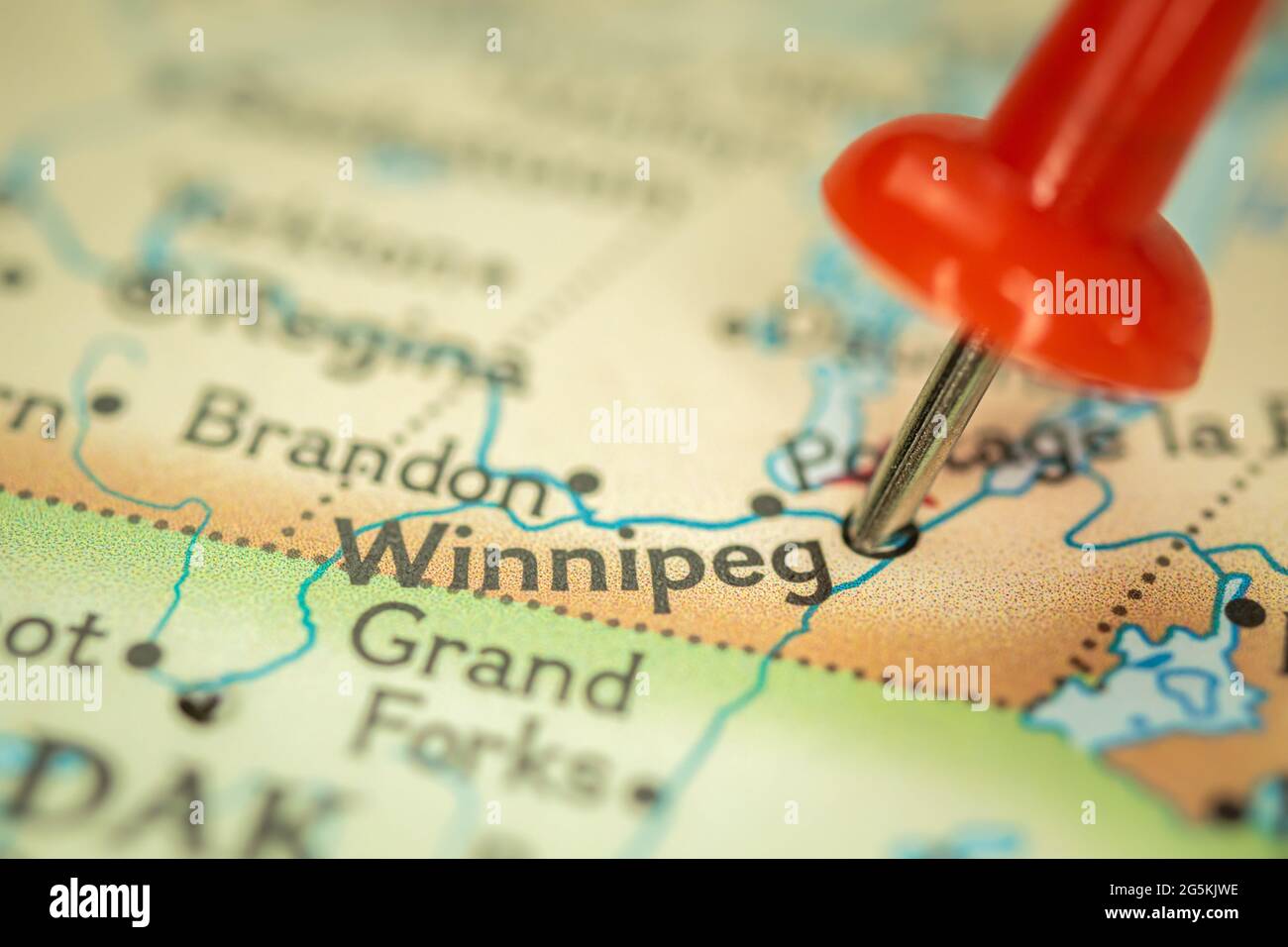 Emplacement ville de Winnipeg au Canada, carte avec punaise rouge pointant vers le gros plan, Amérique du Nord Banque D'Images
