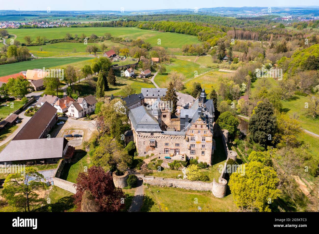 Vue aérienne, Château médiéval d'Eisenbach, Lauterbach, Vogelsberg, Hesse, Allemagne, Europe Banque D'Images