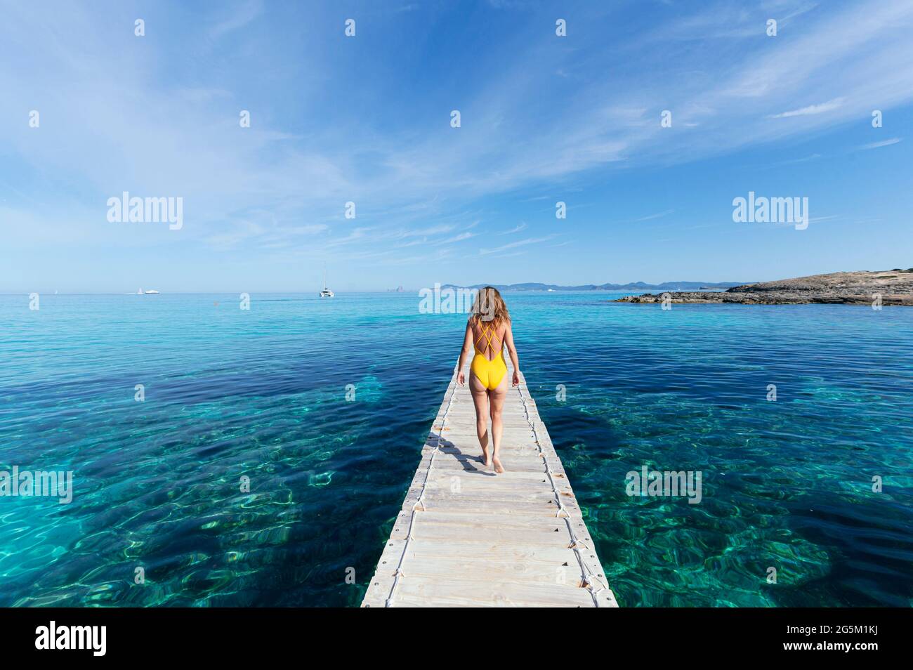 Femme en vacances sur l'île de Formentera Espagne Banque D'Images