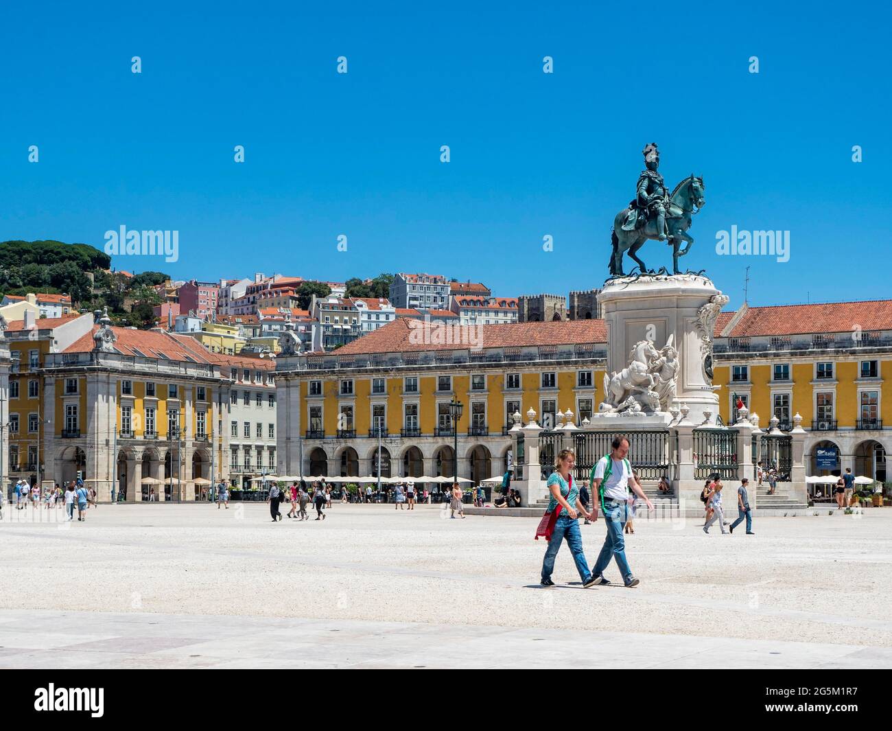 Place commerciale, Praça do Comercio, avec ministère de la Justice, statue équestre du roi José I, Baixa, Lisbonne, Portugal, Europe Banque D'Images