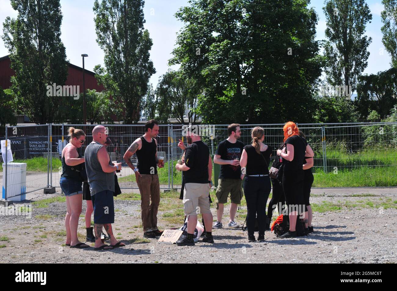 Copenhague /Danemark./ 20 juin 2019/les fans arrivent au festival de musique métallique de Copenhague sur amager dans la capitale danoise Copenhague 100 et 100 heures pour le bus t. Banque D'Images