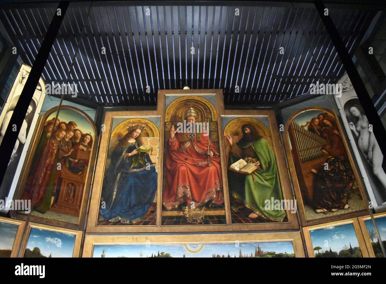 Cathédrale Saint-Bavo à Gand, Belgique. Retable de Gand. Banque D'Images