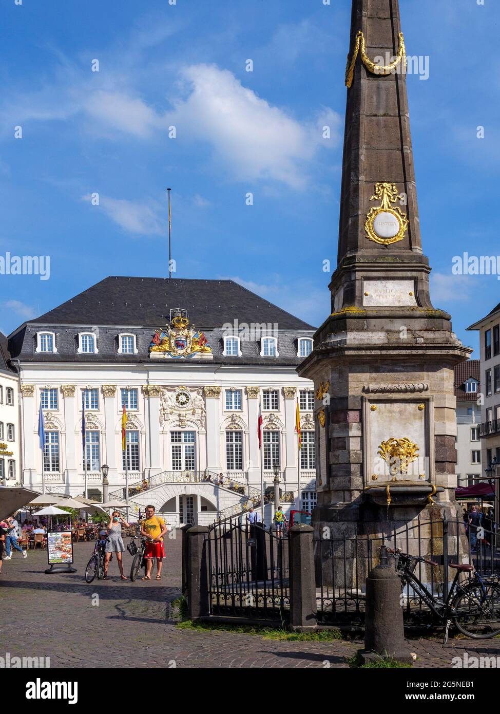 Place du marché, ancienne mairie, Bonn, Rhénanie-du-Nord-Westphalie, Allemagne, Europe Banque D'Images