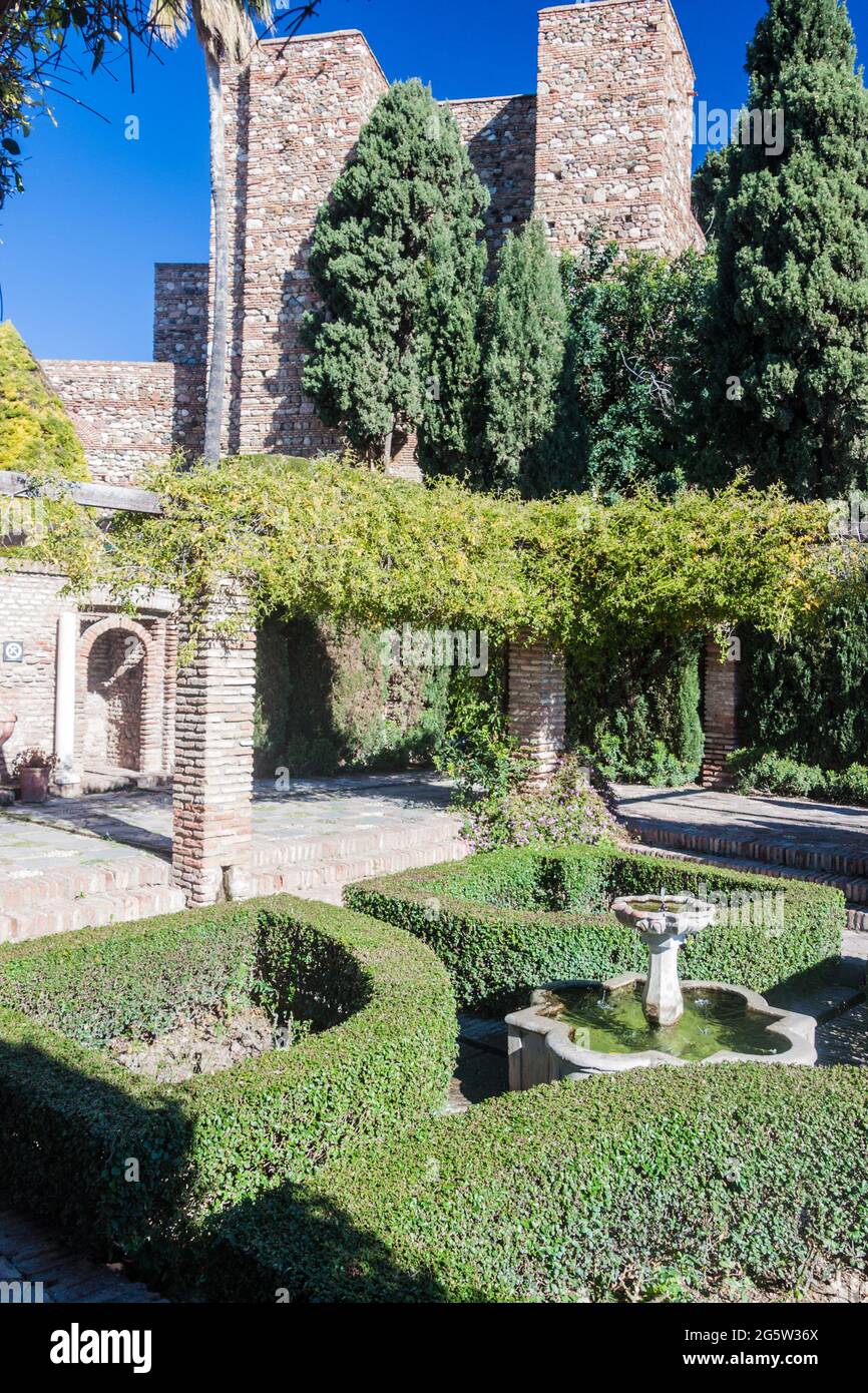 Parc dans la forteresse Alcazaba à Malaga, Espagne Banque D'Images