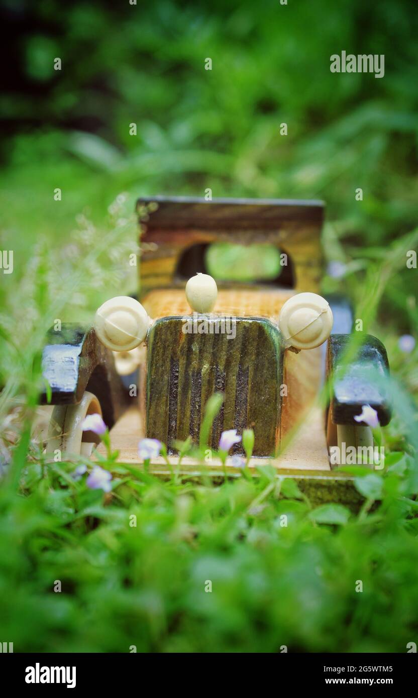 voiture en bois Banque D'Images