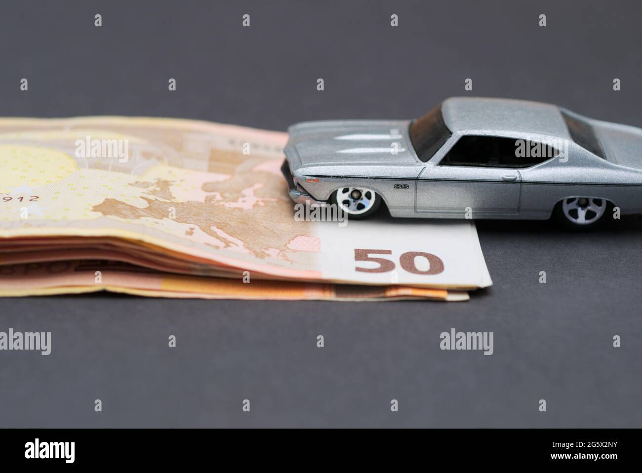 Pile de billets de 50 euros Banque de photographies et d’images à haute ...