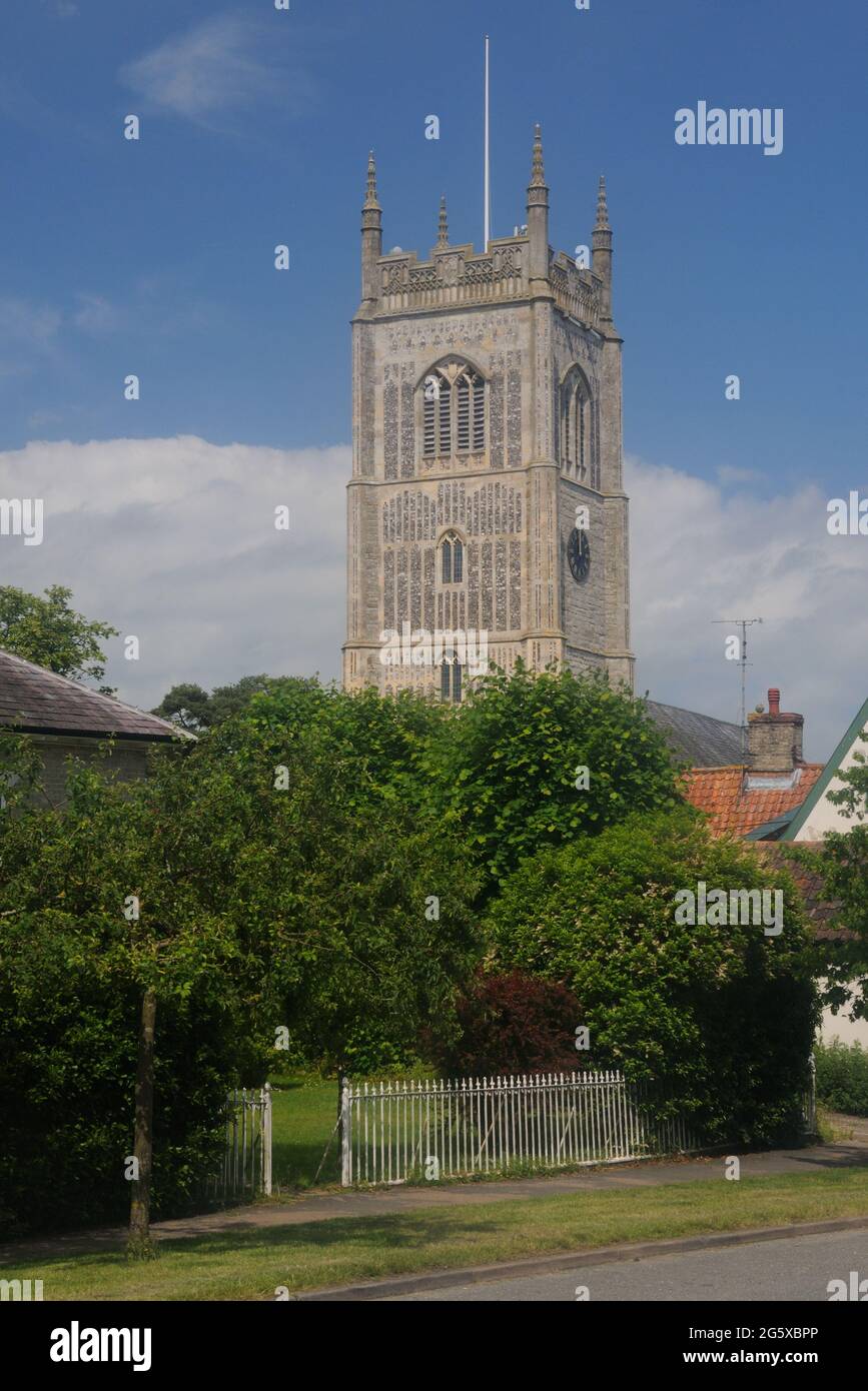 L'église de la Toussaint, à Laxfield, Suffolk, Angleterre Banque D'Images