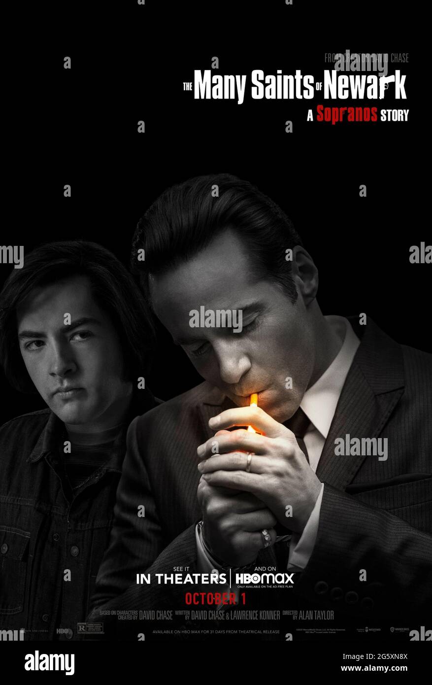 The Many Saints of Newark (2021) dirigé par Walt Becker et mettant en vedette Alessandro Nivola, Leslie Odom Jr. Et Jon Bernthal. Avant-première de la série de dramatiques criminelles les Sopranos suivant les origines de Tony Soprano dans le cadre d'une guerre de gangs entre les communautés italo-américaine et afro-américaine du New Jersey. Banque D'Images