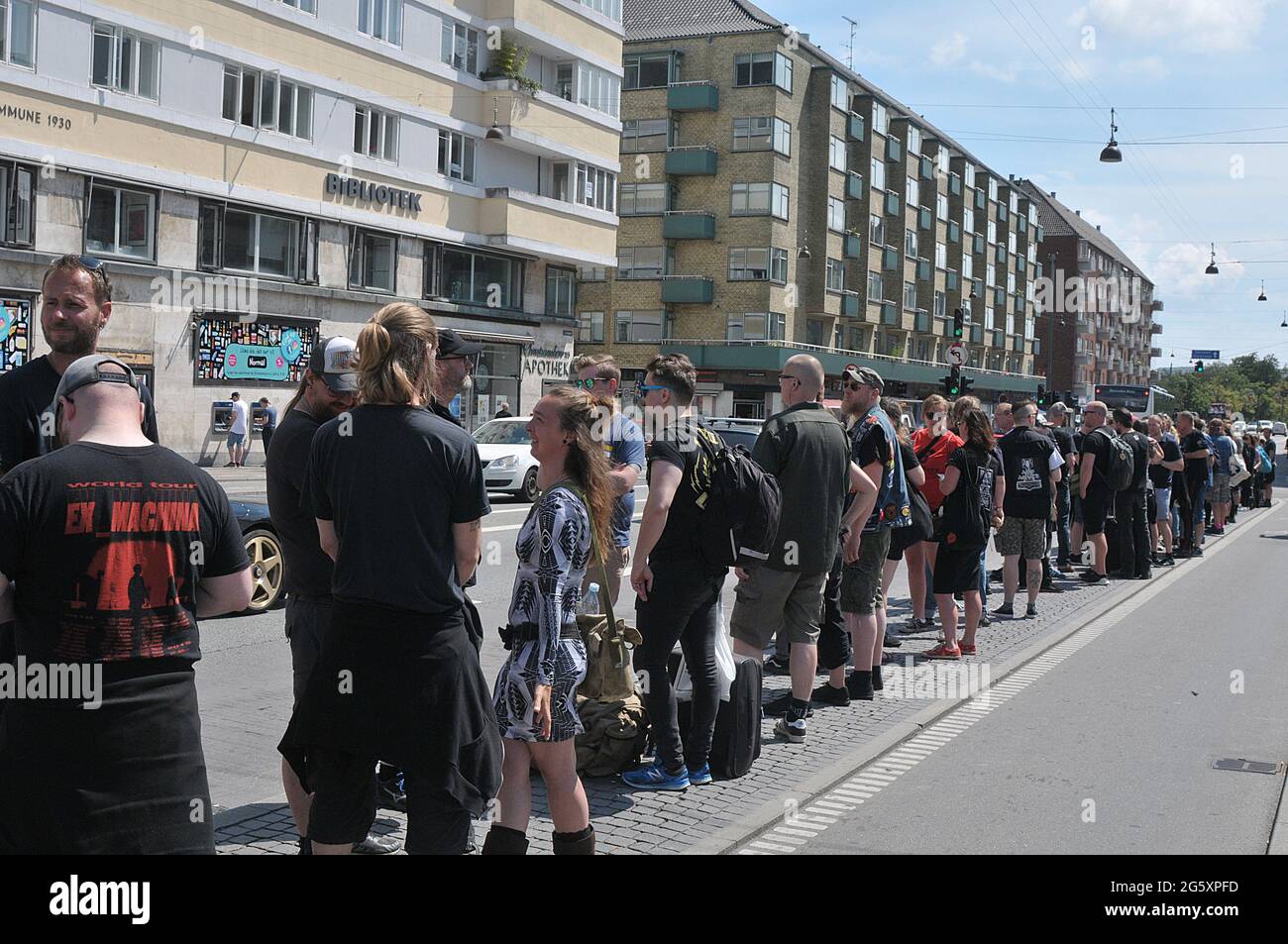 Copenhague /Danemark./ 20 juin 2019/les fans arrivent au festival de musique métallique de Copenhague sur amager dans la capitale danoise Copenhague 100 et 100 heures pour le bus t. Banque D'Images