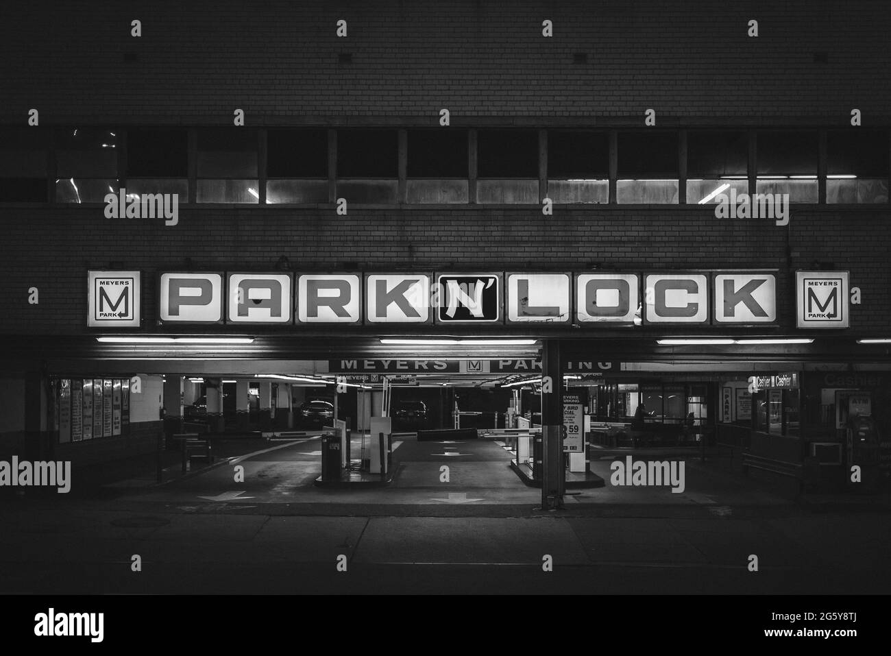 Panneau de signalisation de manhattan Banque d'images noir et blanc - Alamy