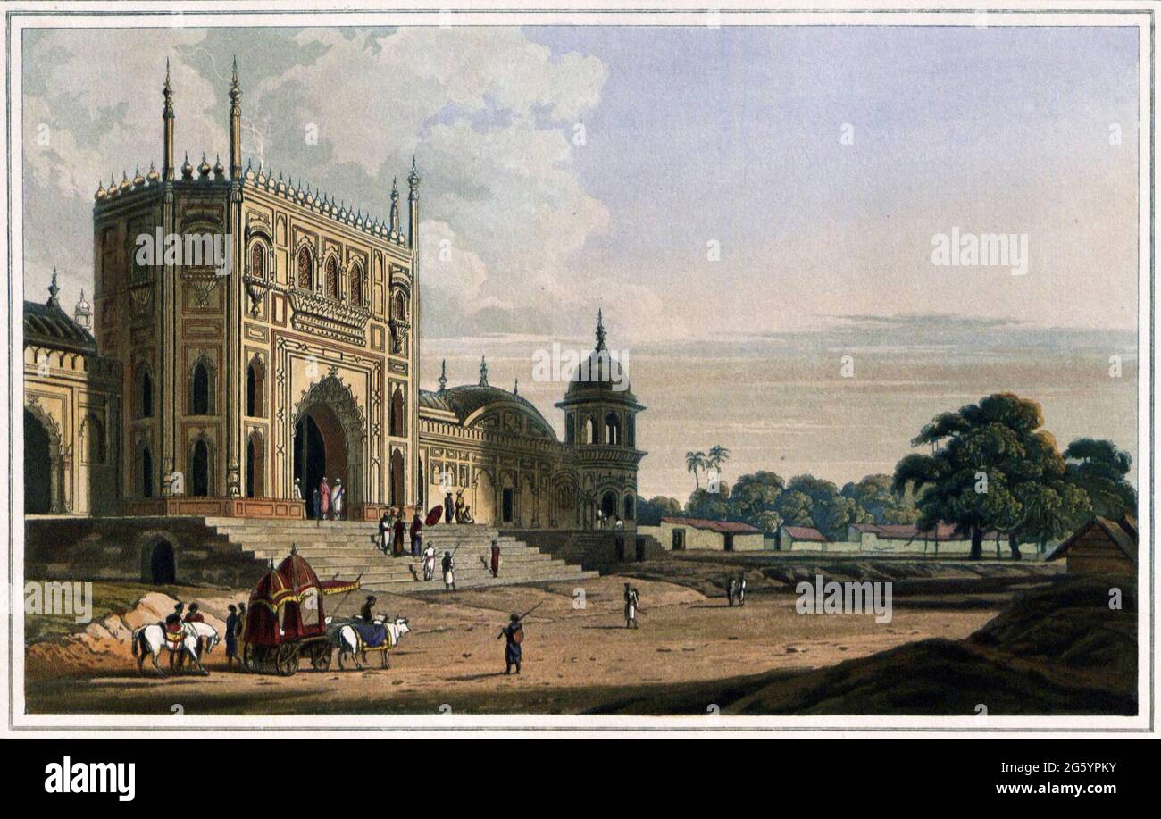 Porte d'une mosquée, construite par Hafez Ramut, à Pillibeat, 1801 cette mosquée à Pilibhit a été fondée par Hafiz Rahmat Khan, le dirigeant afghan de Rohilla dont les jarirs ou les domaines comprenaient Pilibhit et Bareilly, où il est enterré. Il est devenu le chef des Rohilla Afghans dans l'ouest d'Avadh, mais il a été tué dans une bataille contre le Nawab d'Avadh, assisté par le trhe English, en 1774. La porte est construite dans le style mughol tardif, rendant hommage aux portes de la Masjid Jami à Delhi, tandis que le mur autour de l'enceinte de la mosquée montre le toit bengali curviligne trouvé dans les ajouts de Shah Jahan à la pa Mughal Banque D'Images