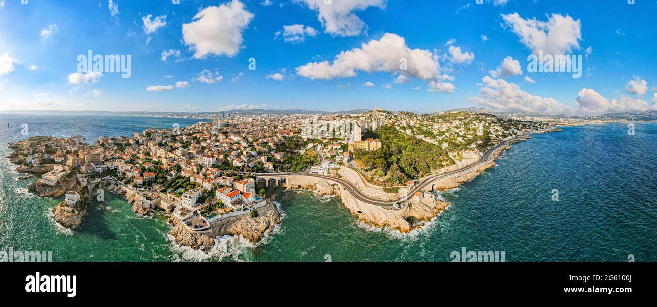 France, Bouches du Rhône, Marseille, quartier Endoume, Anse de Maldorme et Anse de la Fausse monnaie, l'hôtel petit Nice Passedat (vue aérienne) Banque D'Images