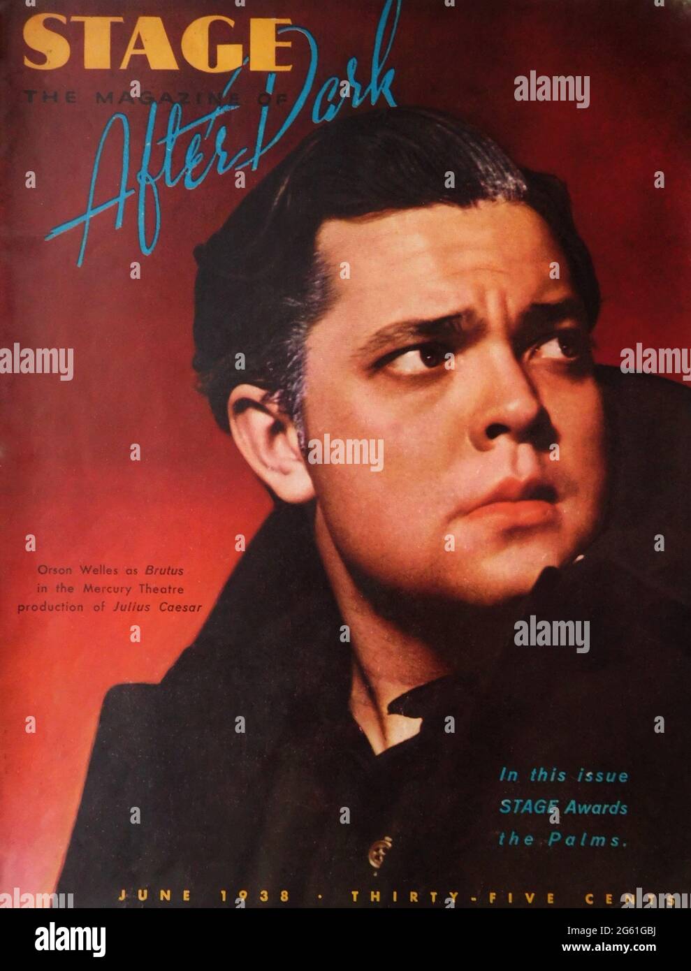 ORSON WELLES Portrait photographique en couleur de Brutus dans la robe ...