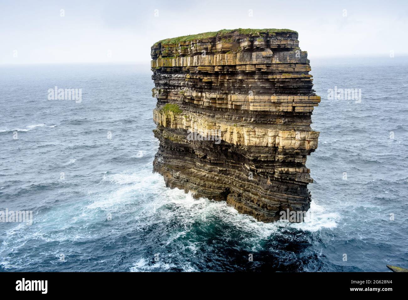 Dun Boste ou Downpatrick Head dans le comté de Mayo Banque D'Images