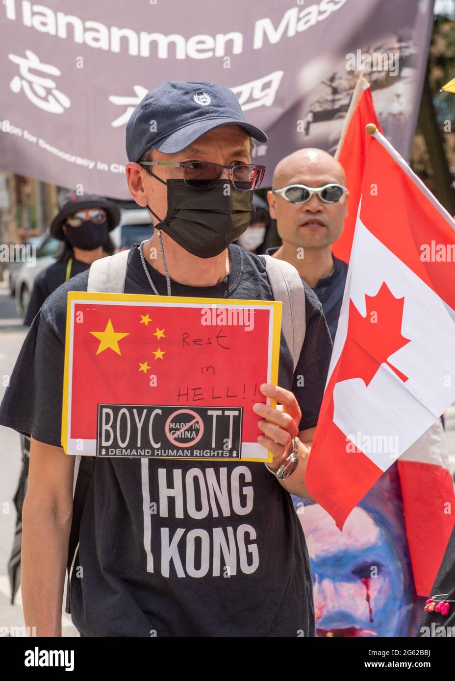 La communauté chinoise de Toronto proteste contre le Parti communiste et le gouvernement chinois. L'événement a lieu pendant les célébrations de la fête du Canada. Ils Banque D'Images