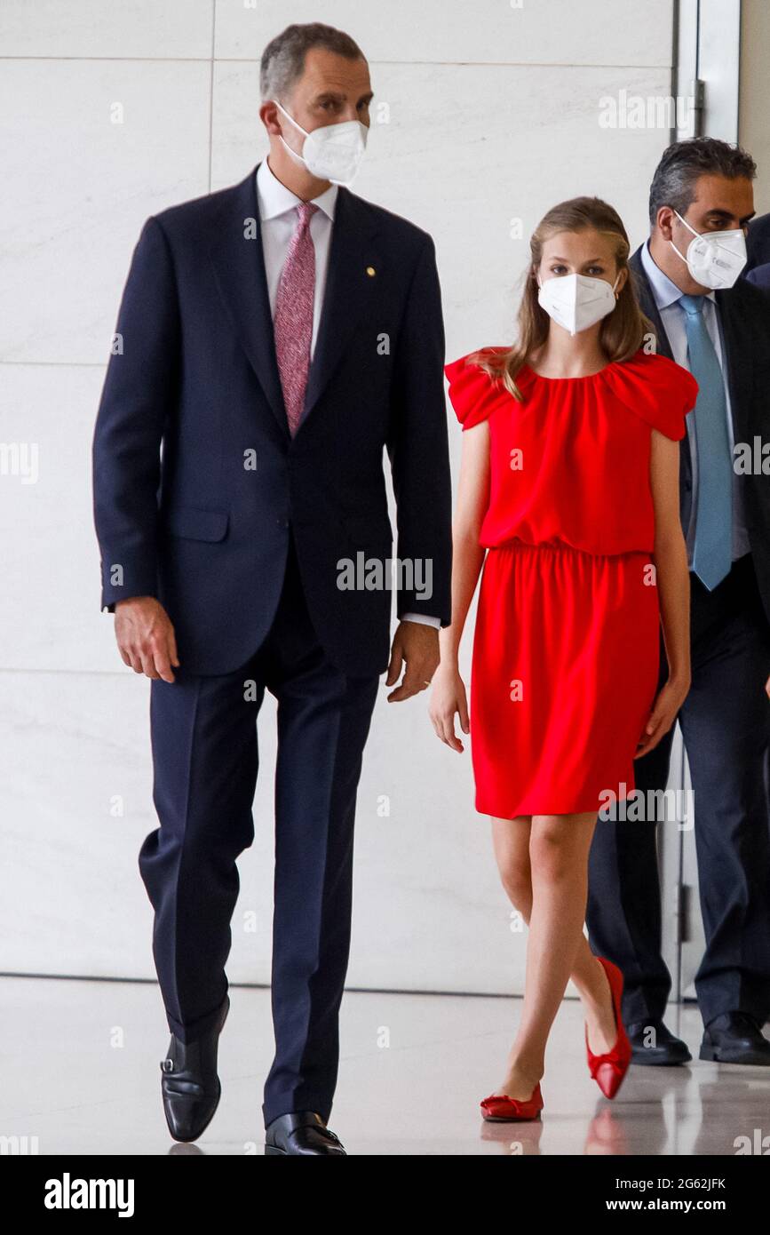 Barcelone, Espagne. 1er juillet 2021. Le roi Felipe V d'Espagne et sa fille princesse Leonor assistent aux Girona Princess Awards 2020 et 2021 qui se sont tenus à Barcelone, Espagne, le 01 juillet 2021. Photo par Archie Andrews/ABACAPRESS.COM crédit: Abaca Press/Alay Live News Banque D'Images