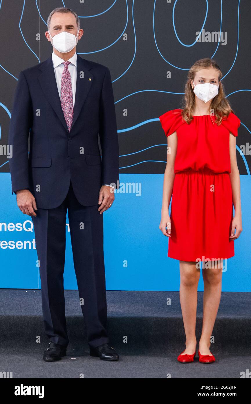 Barcelone, Espagne. 1er juillet 2021. Le roi Felipe V d'Espagne et sa fille princesse Leonor assistent aux Girona Princess Awards 2020 et 2021 qui se sont tenus à Barcelone, Espagne, le 01 juillet 2021. Photo par Archie Andrews/ABACAPRESS.COM crédit: Abaca Press/Alay Live News Banque D'Images