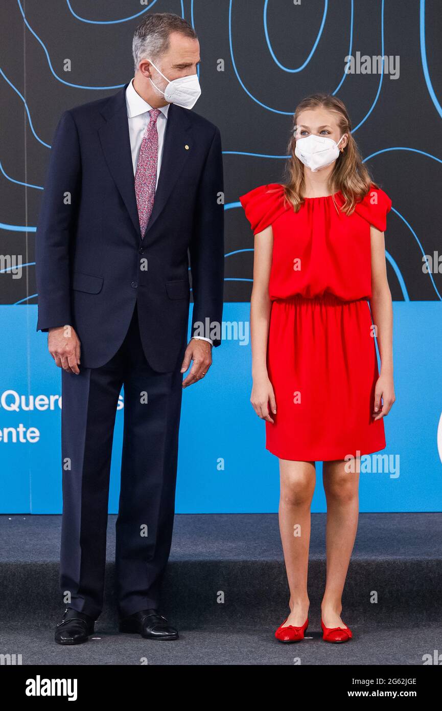 Barcelone, Espagne. 1er juillet 2021. Le roi Felipe V d'Espagne et sa fille princesse Leonor assistent aux Girona Princess Awards 2020 et 2021 qui se sont tenus à Barcelone, Espagne, le 01 juillet 2021. Photo par Archie Andrews/ABACAPRESS.COM crédit: Abaca Press/Alay Live News Banque D'Images