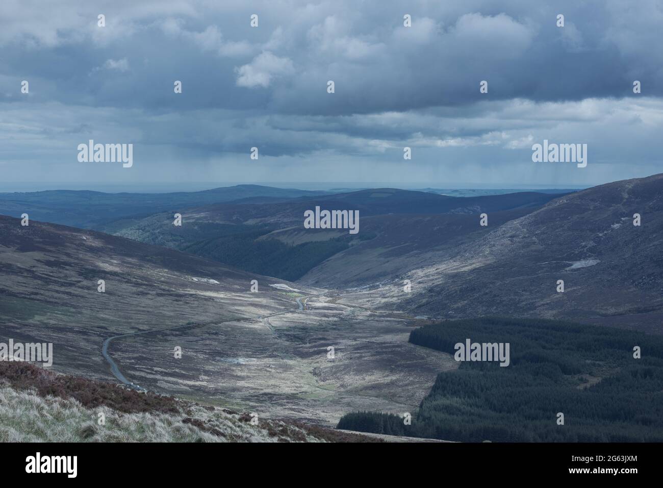 Vue depuis Tonelagee Hill. Paysage incroyable dans les montagnes de Wicklow, Irlande. Banque D'Images