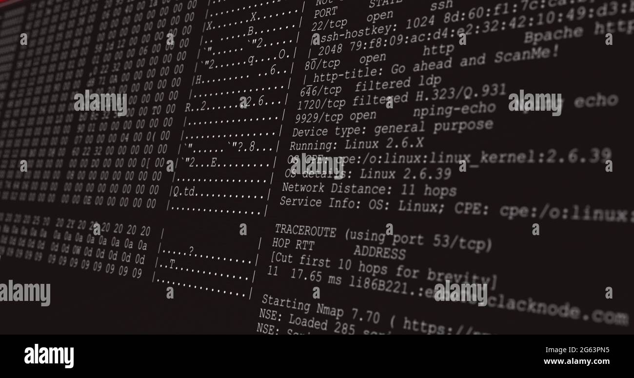 Image du traitement des données sur écran noir de l'ordinateur Banque D'Images
