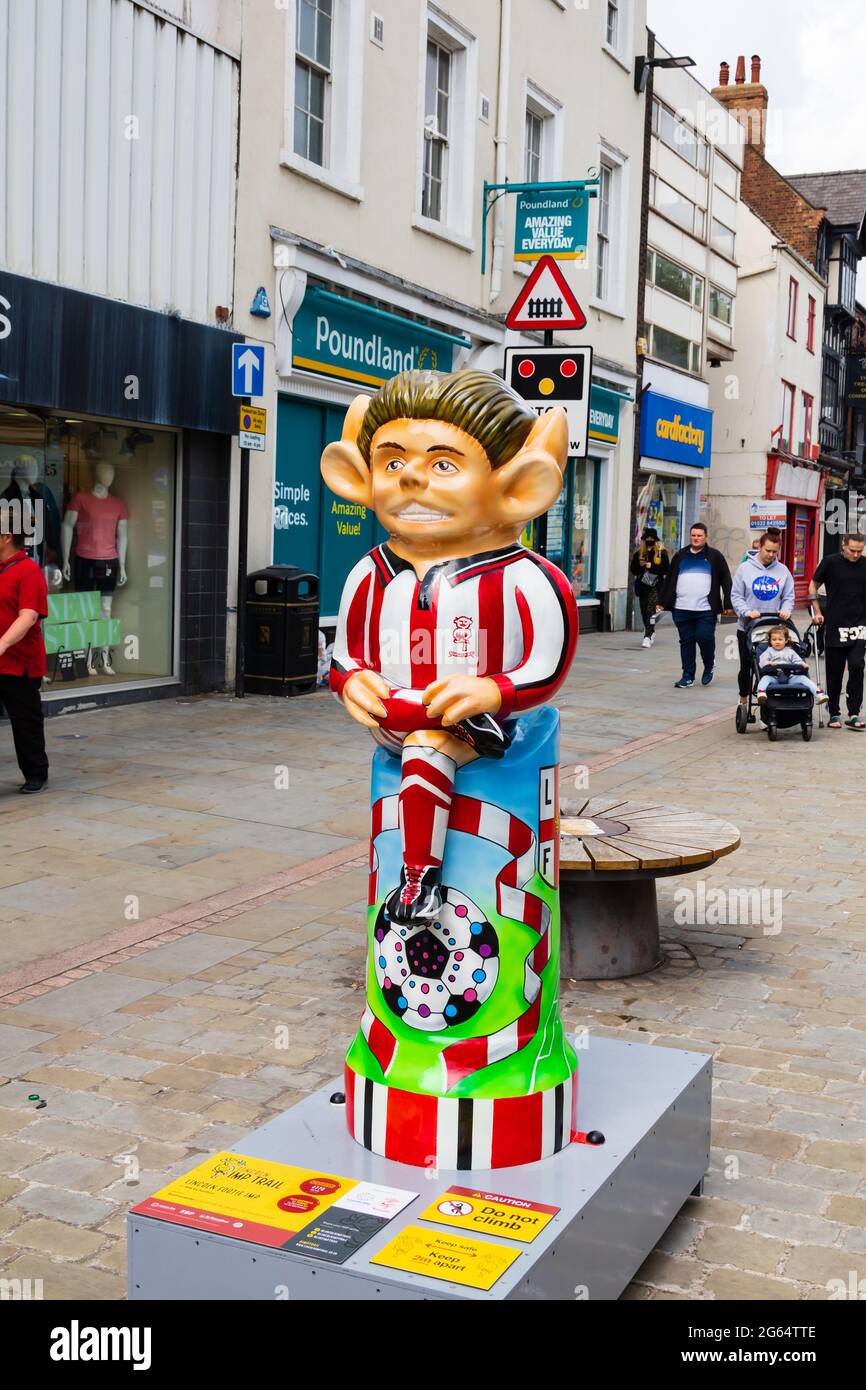 Lincoln Footie Imp par Mik Richardson et parrainé par le Lincoln City football Club et Lincoln BIG. Lincoln Imp Trail 2021. IMP décorées autour de Linco Banque D'Images