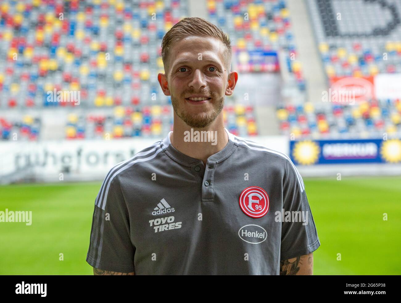 football, 2. Bundesliga, 2021/2022, Fortuna Duesseldorf, Merkur Spiel Arena, Media Day, Présentation de l'équipe pour la nouvelle saison de jeu, photo de presse, gardien Nils Kriszio Banque D'Images
