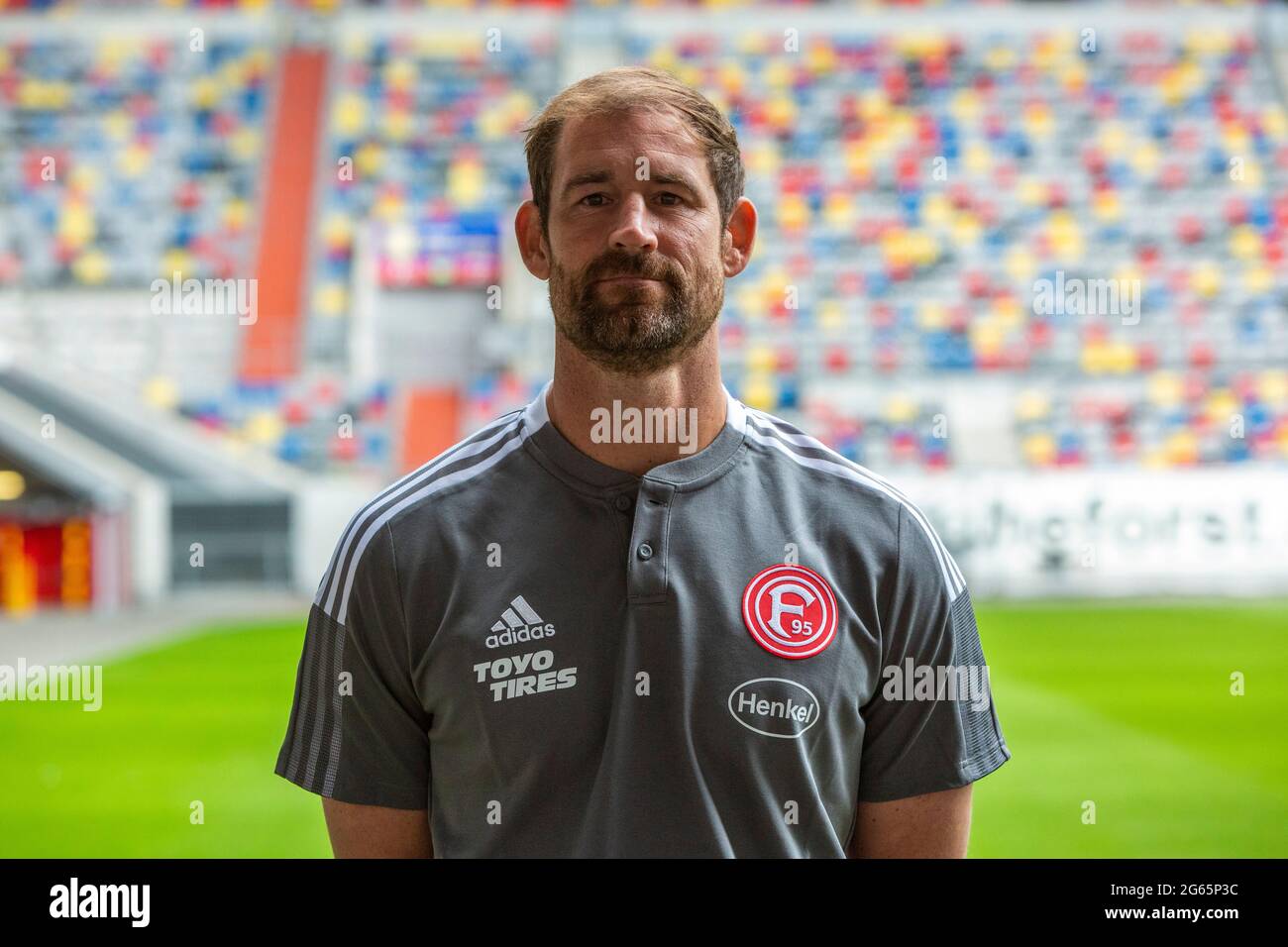 football, 2. Bundesliga, 2021/2022, Fortuna Duesseldorf, Merkur Spiel Arena, Media Day, Présentation de l'équipe pour la nouvelle saison de match, photo de presse, assistant entraîneur Thomas Kleine Banque D'Images
