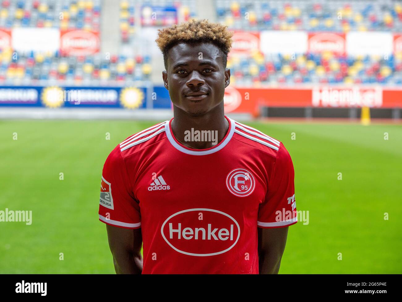 football, 2. Bundesliga, 2021/2022, Fortuna Duesseldorf, Merkur Spiel Arena, Media Day, Présentation de l'équipe pour la nouvelle saison de jeu, photo de presse, Kelvin Ofori Banque D'Images