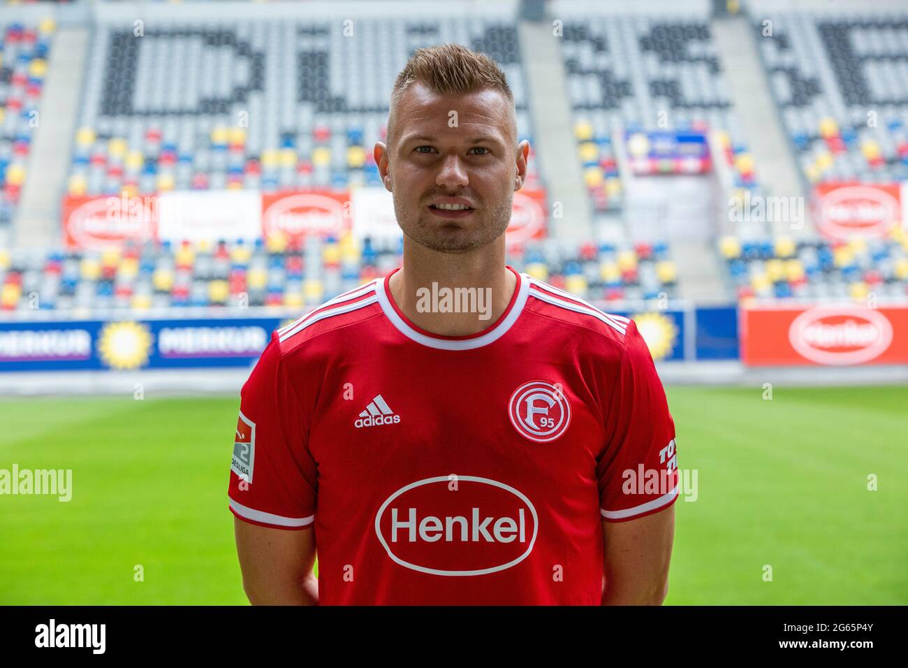 football, 2. Bundesliga, 2021/2022, Fortuna Duesseldorf, Merkur Spiel Arena, Media Day, Présentation de l'équipe pour la nouvelle saison de jeu, photo de presse, Florian Hartherz Banque D'Images