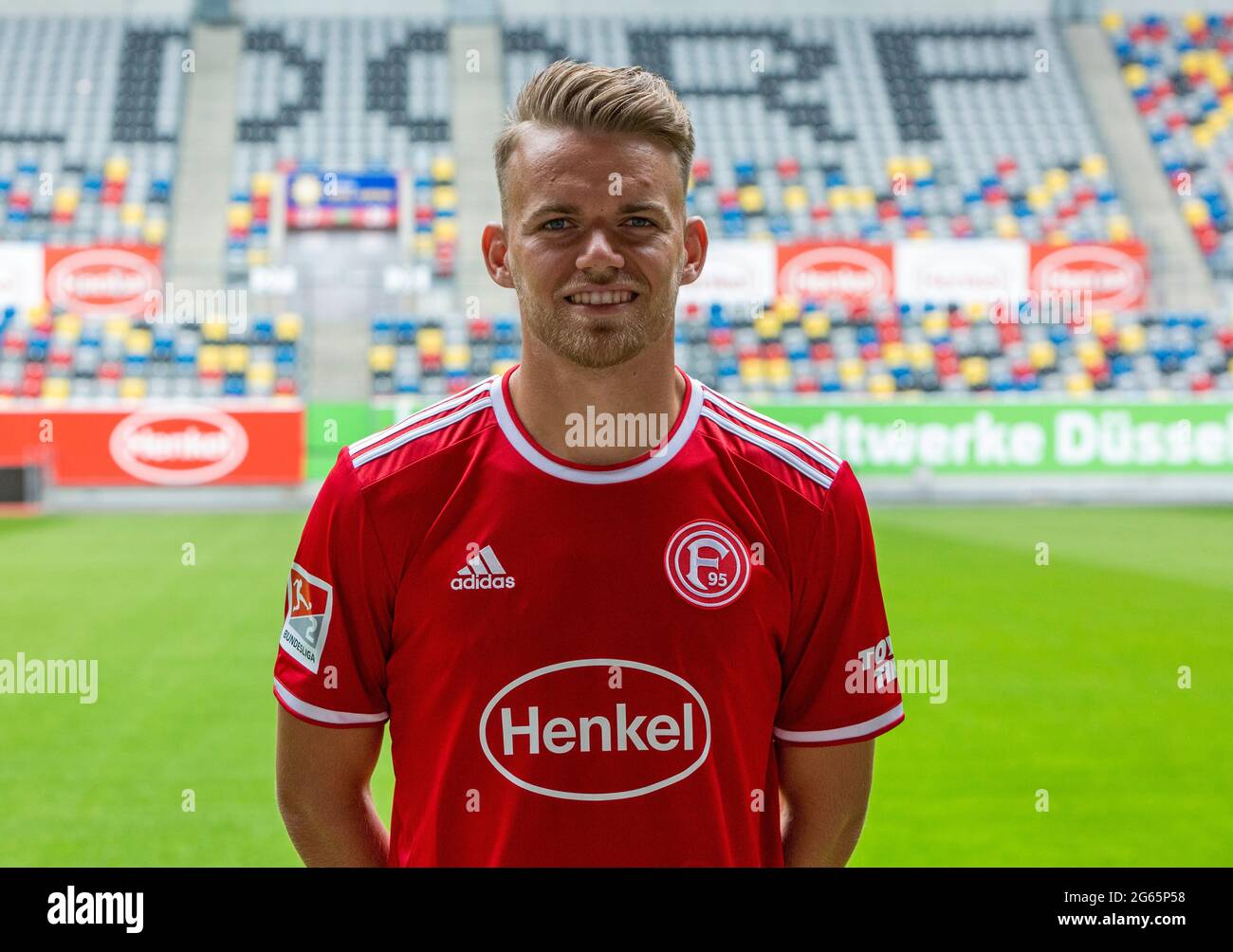 football, 2. Bundesliga, 2021/2022, Fortuna Duesseldorf, Merkur Spiel Arena, Media Day, Présentation de l'équipe pour la nouvelle saison de jeu, photo de presse, Nicklas Shipnoski Banque D'Images