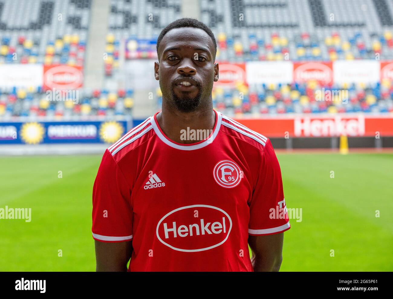 football, 2. Bundesliga, 2021/2022, Fortuna Duesseldorf, Merkur Spiel Arena, Media Day, Présentation de l'équipe pour la nouvelle saison de jeu, photo de presse, Khaled Narey Banque D'Images
