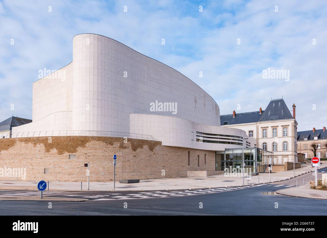 Une photo du théâtre Saint-Louis à Cholet. Banque D'Images