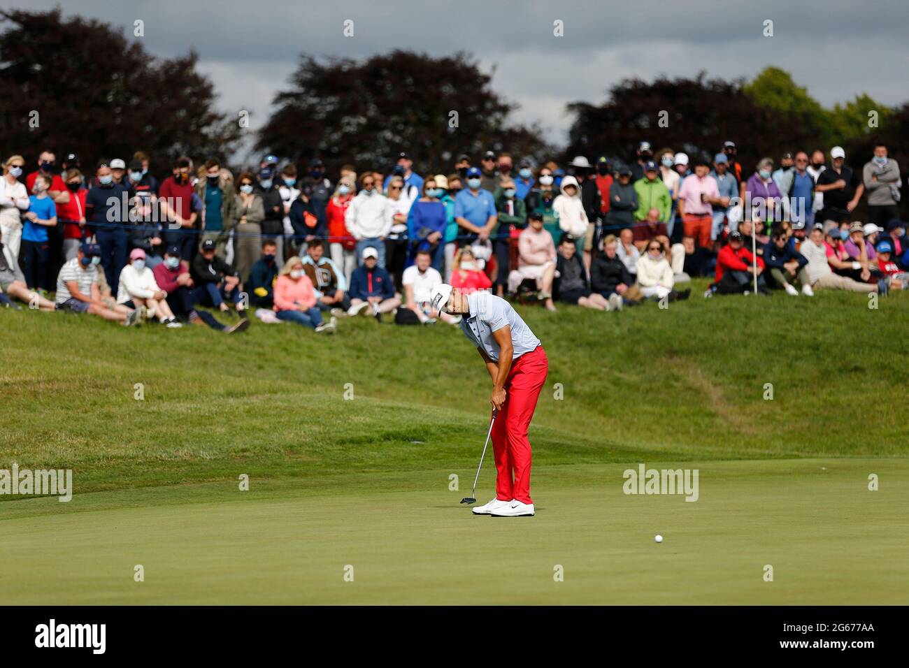 3 juillet 2021 ; Mount Juliet Golf Club, Kilkenny, Irlande ; Dubai Duty Free Irish Open Golf, 3e jour ; Johannes Veerman des États-Unis pulls sur le 18ème green Banque D'Images