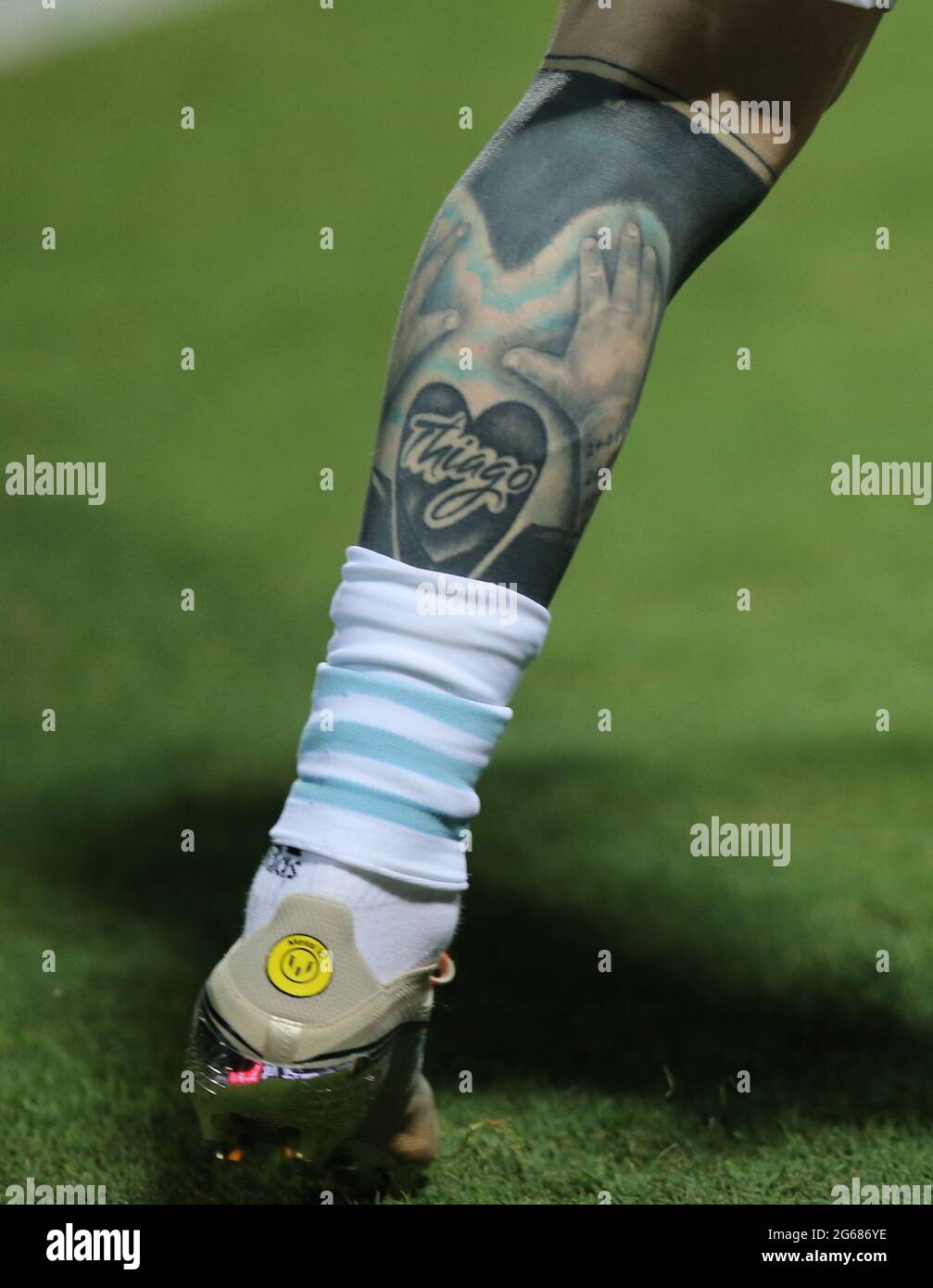Tatouage Messi Mollet Coupe Du Monde Football football - Copa America 2021 - quart de finale - Argentine v  Equateur - Estadio Olimpico, Goiania, Brésil - 3 juillet 2021 le tatouage  de Lionel Messi en Argentine est vu
