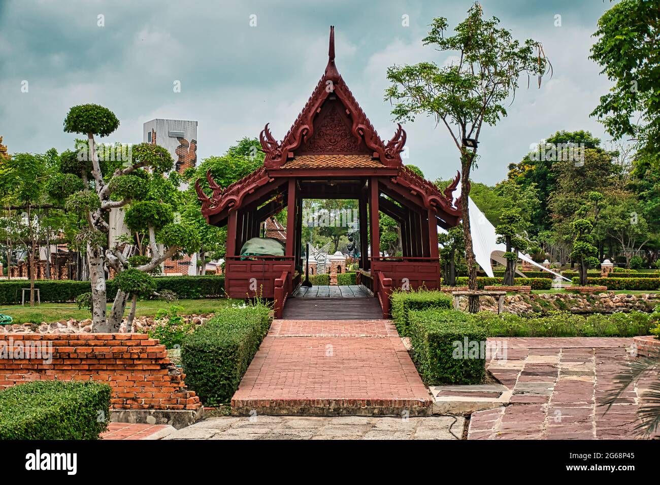 Bangkok, Thaïlande 04.04.2021 la Siam antique ou la ville ancienne ou Mueang Boran est le plus grand parc de musées en plein air du monde, avec 116 monuments célèbres an Banque D'Images